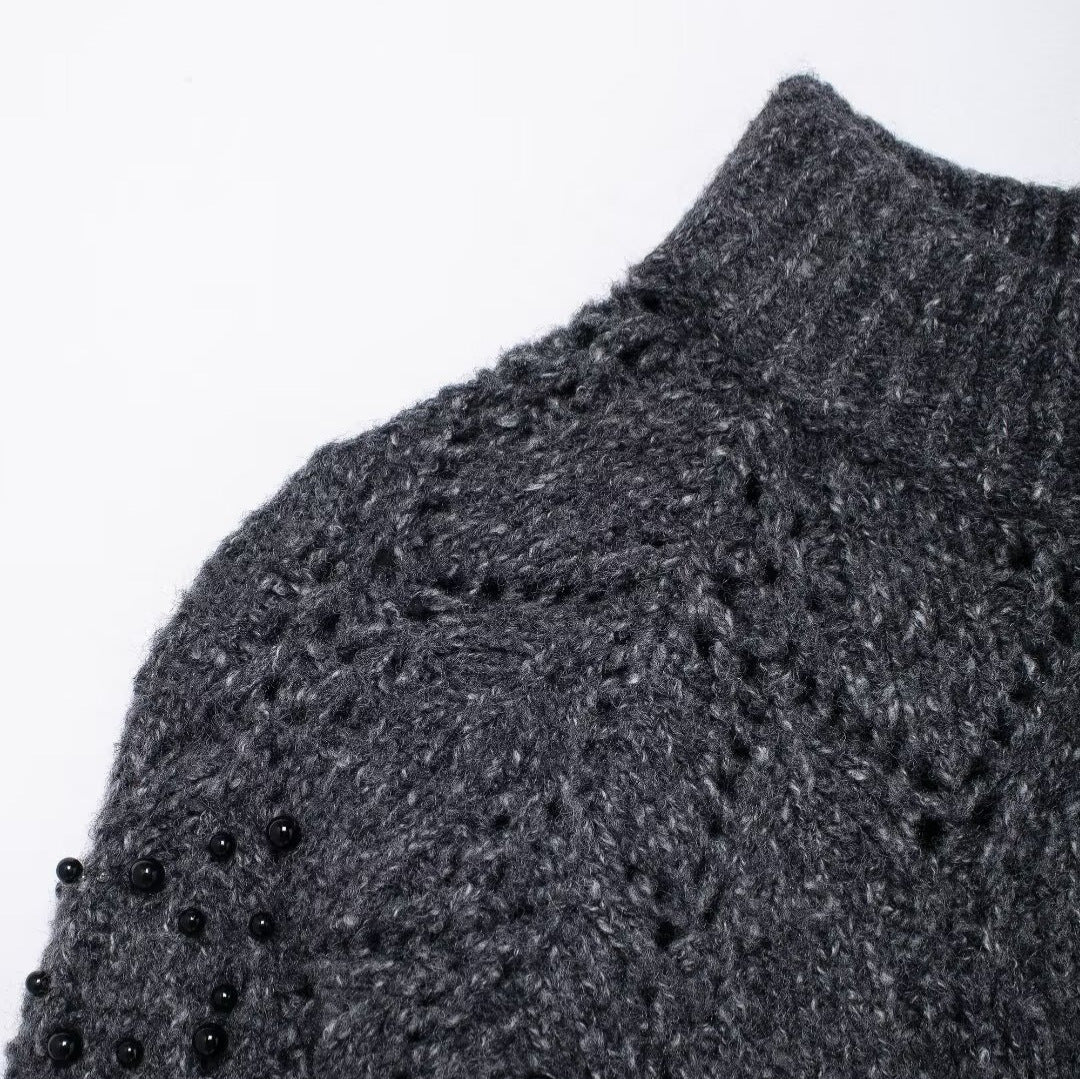 Pull Asymétrique Épaules Dénudées avec Perles