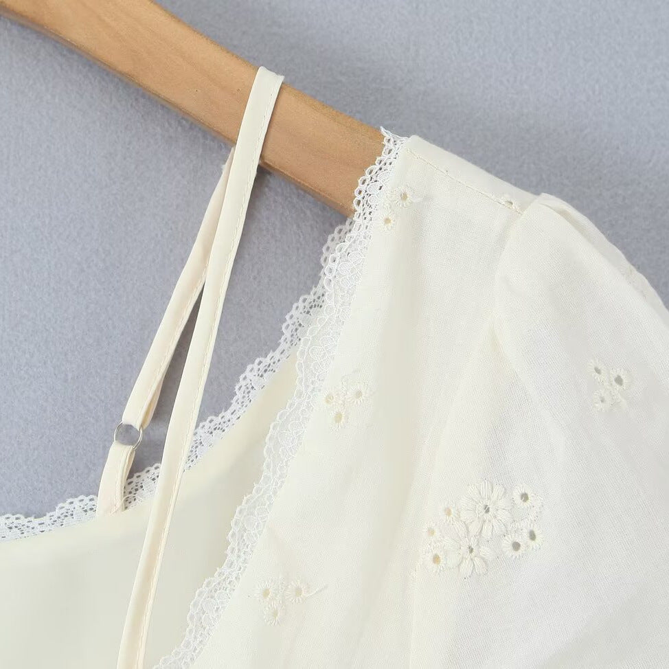 Robe Mini Blanche Froncée Dentelle & Nœuds